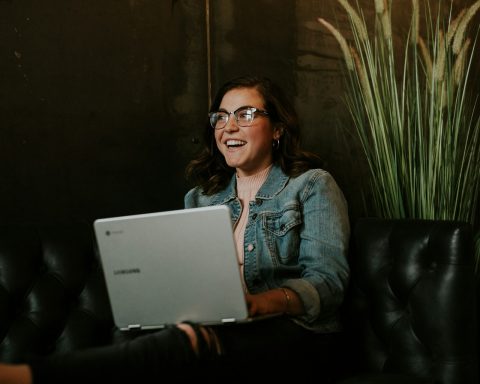 Hoe online casino's het spelen voor Nederlandse gebruikers gemakkelijker maken